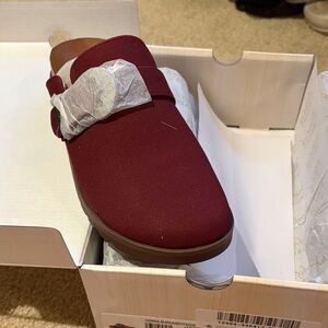 Blowfish Women's Burgundy Slip-On Shoes